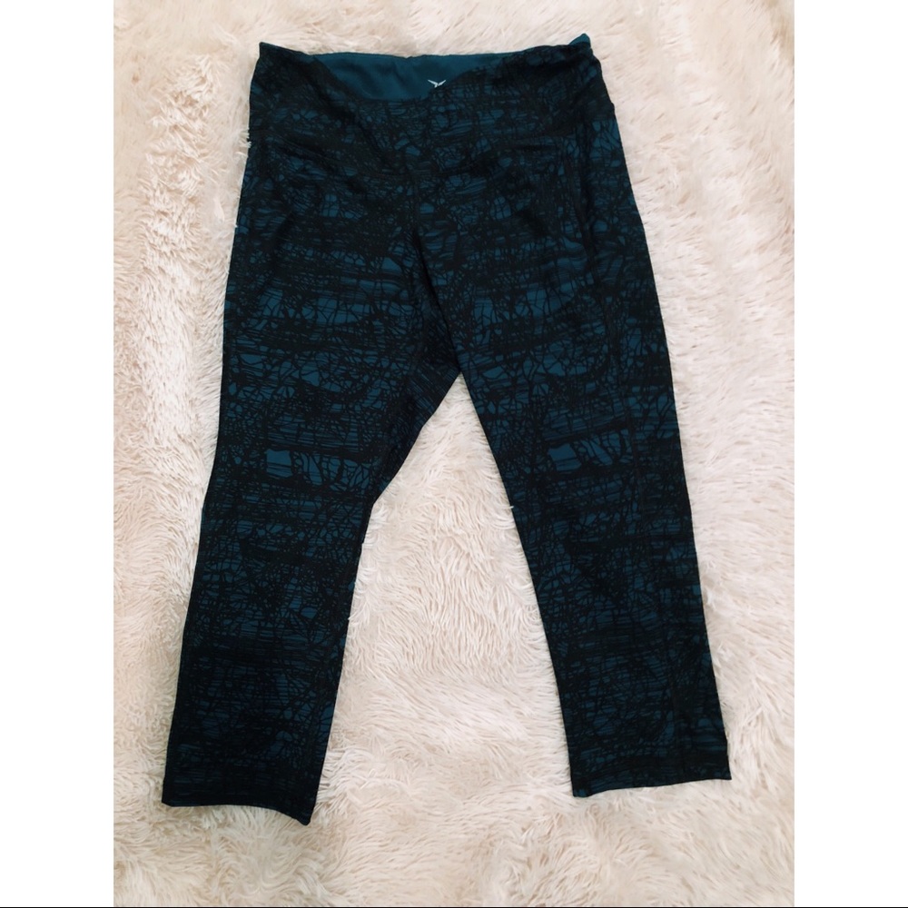 Old Navy Workout Crops